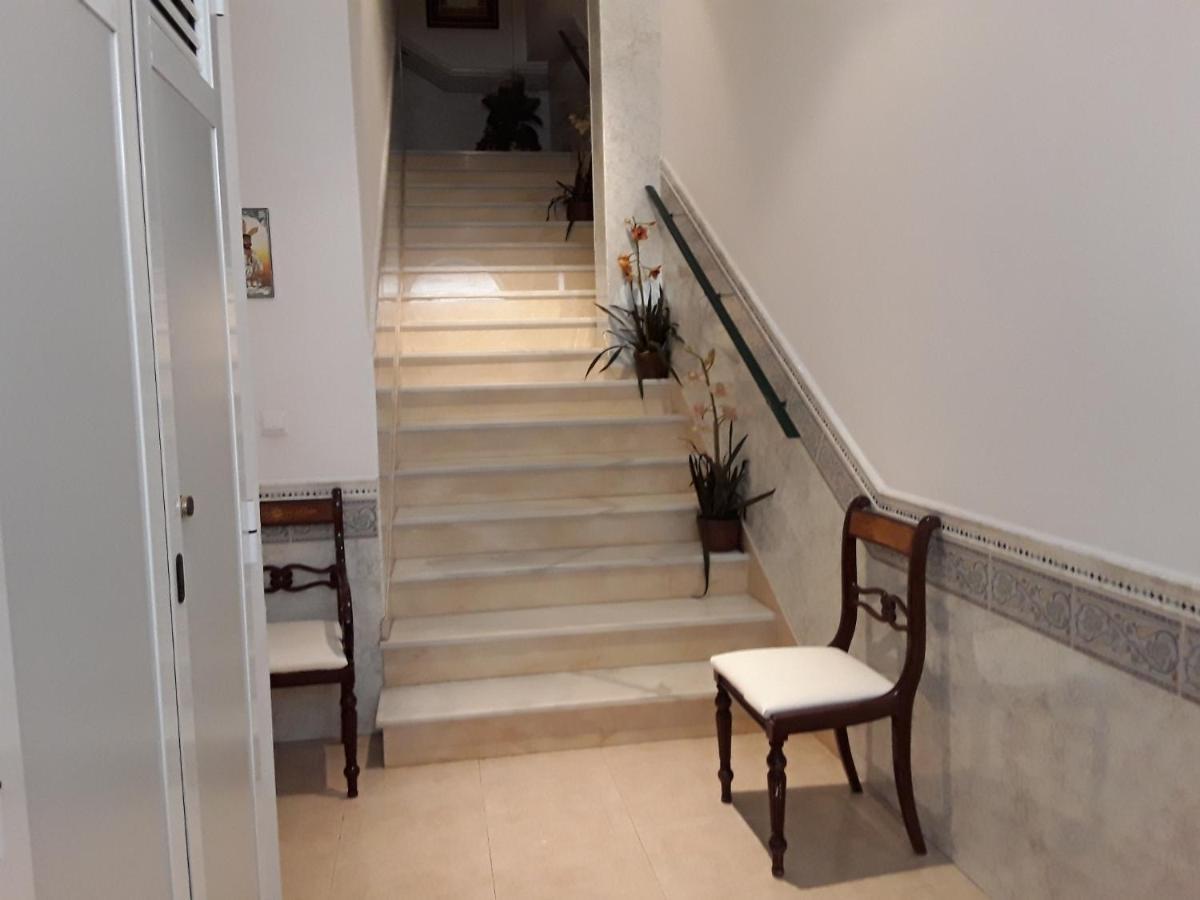 Apartamentos Vicenta Carihuela By Playa Miguel Torremolinos Luaran gambar
